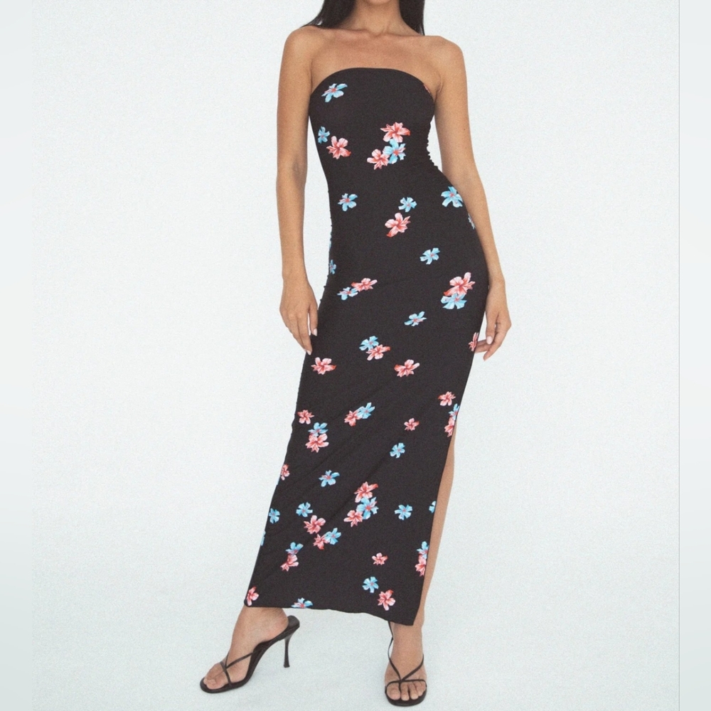 INDAH Mikola Strapless Floral Maxi Dress – Size M NWT